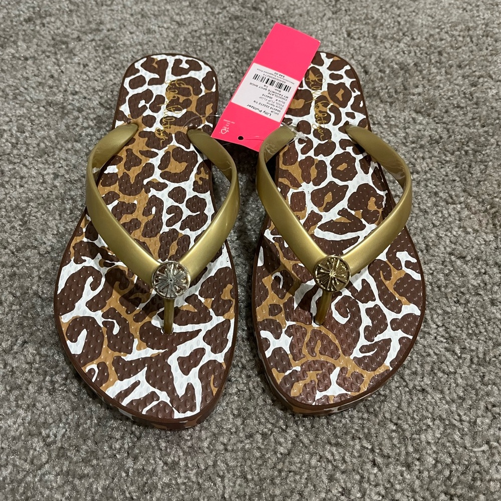 Lilly Pulitzer Pool Flip Flop Size 7/8 NWT